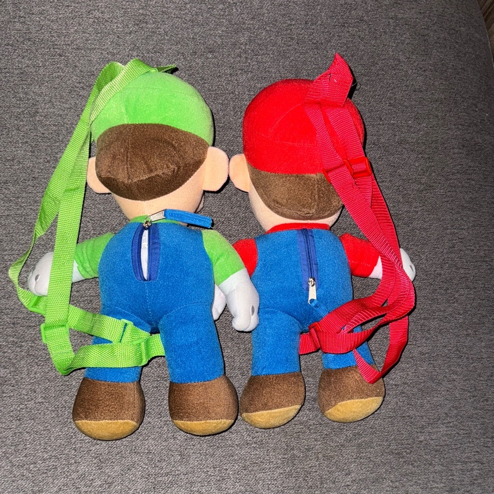 Super Mario and Luigi Plush Backpack Set - Picture 2 of 6
